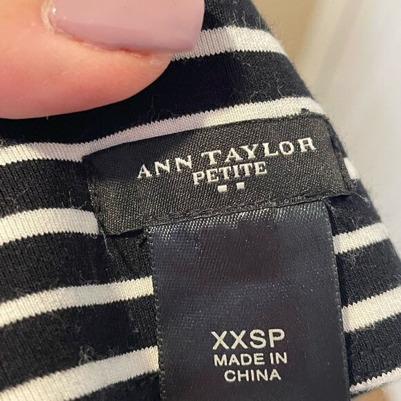 Ann Taylor Long black & white petite skirt size XXSP - Picture 3 of 4
